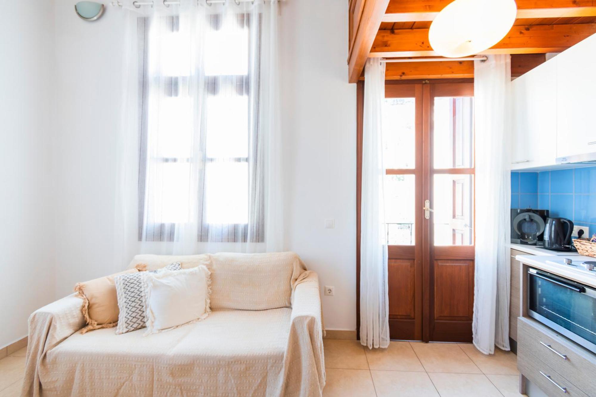 Myrtia Apartment Đảo Sými Ngoại thất bức ảnh