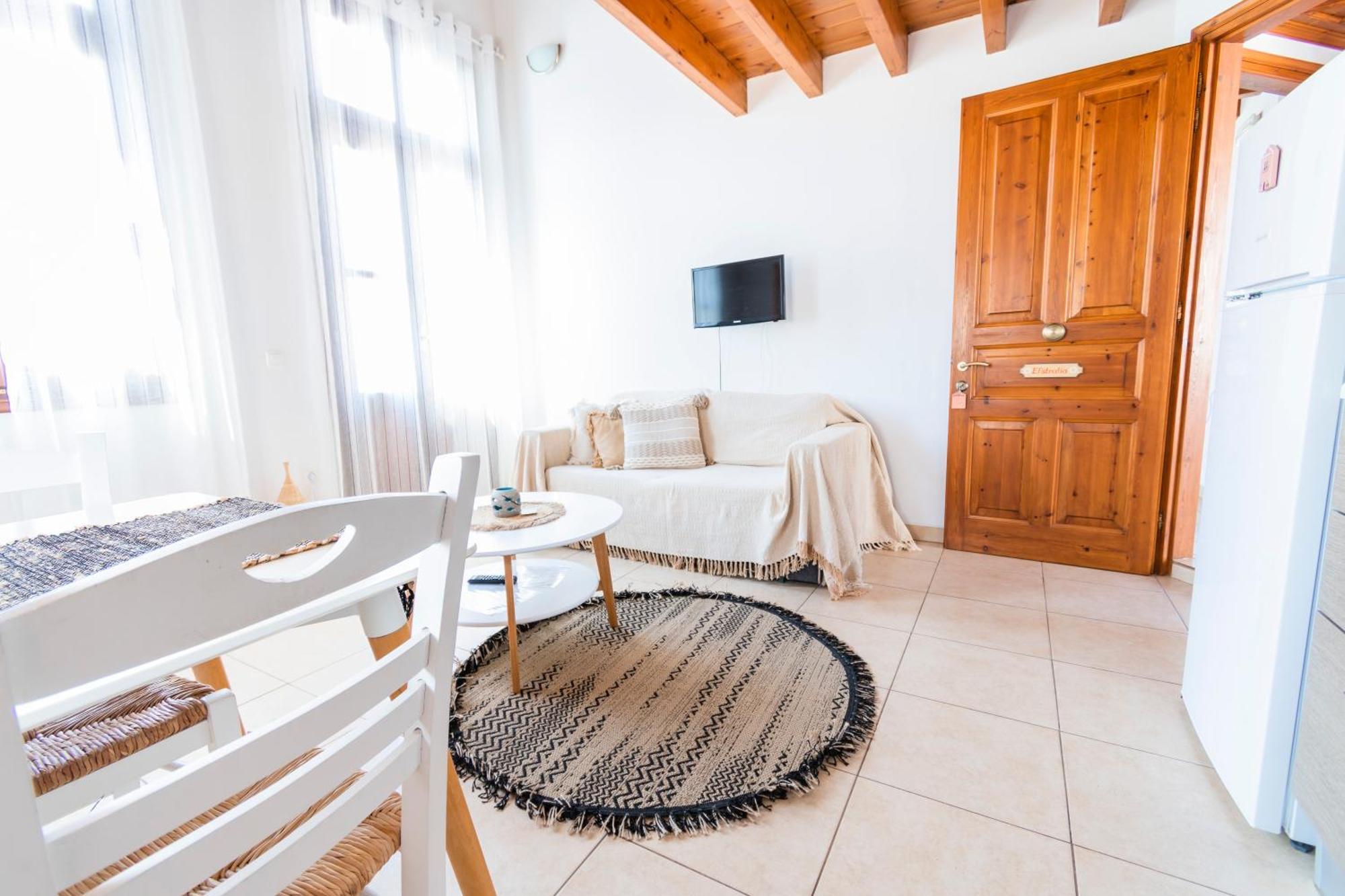 Myrtia Apartment Đảo Sými Ngoại thất bức ảnh
