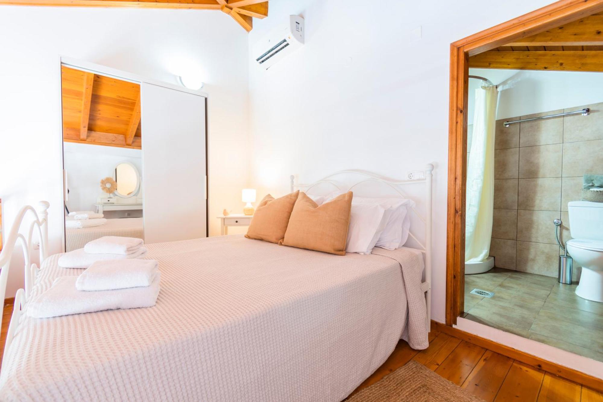 Myrtia Apartment Đảo Sými Ngoại thất bức ảnh