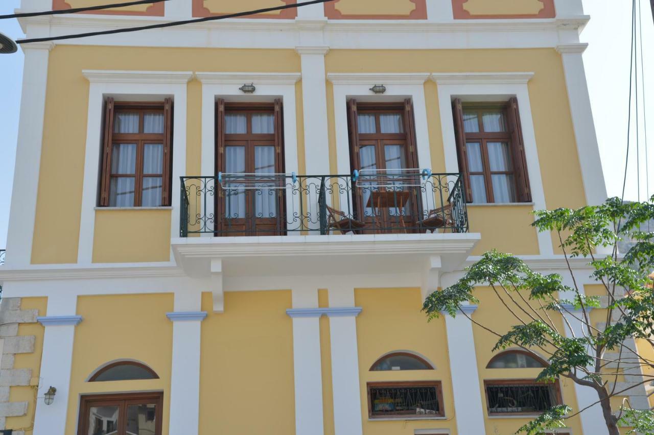Myrtia Apartment Đảo Sými Ngoại thất bức ảnh